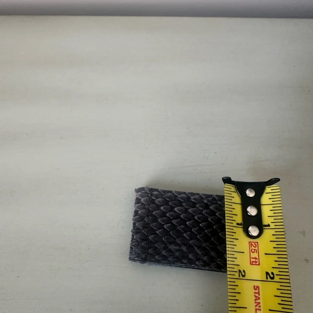 Snakeskin money clip magnetic